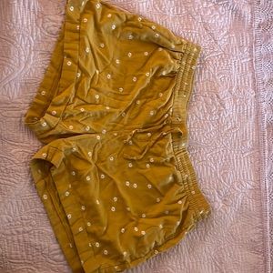 NWOT flowe pattern shorts XL